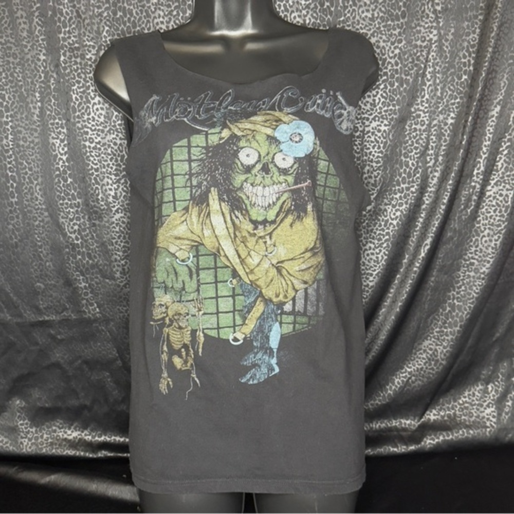 Distressed Motley Crüe PUSHEAD design Dr Feelgood 
Custom Tank Size Small
